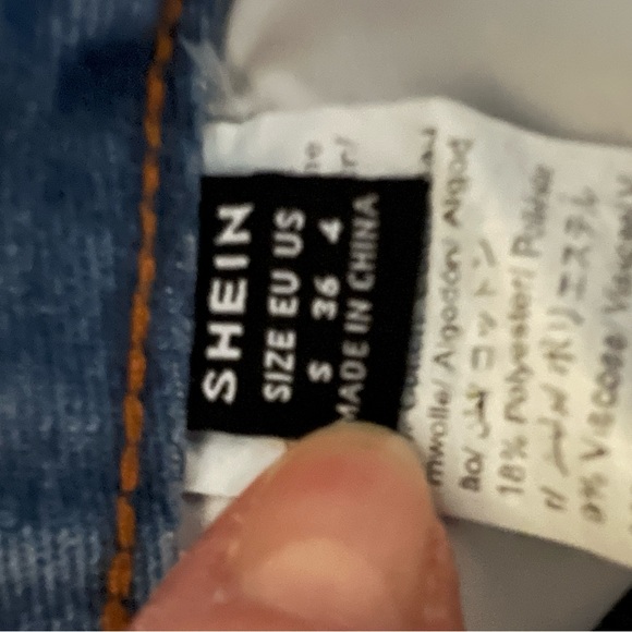 Shein Distressed Denim jeans women’s size small/4 - Picture 7 of 7